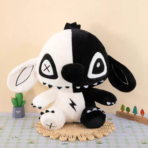 Stitch Blanco y Negro