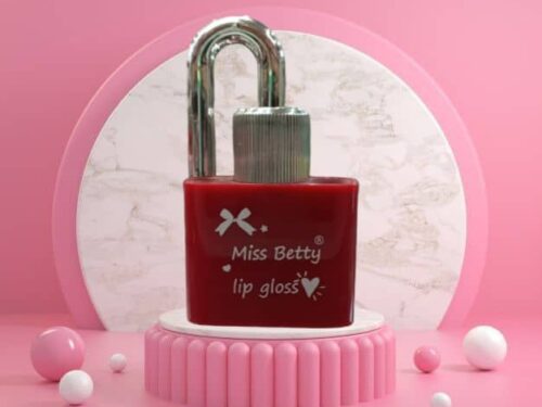 LIP GLOSS MATTE MISS BETTY