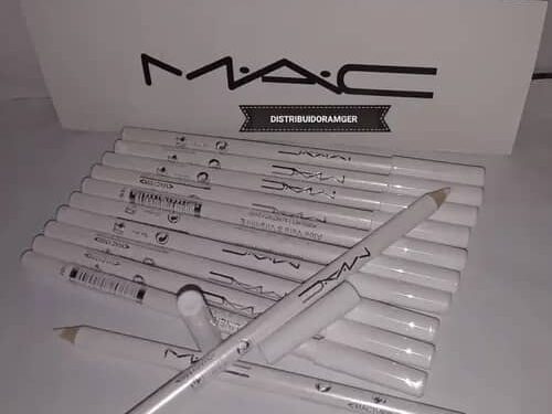 LÁPIZ DELINEADOR DE OJOS MAC